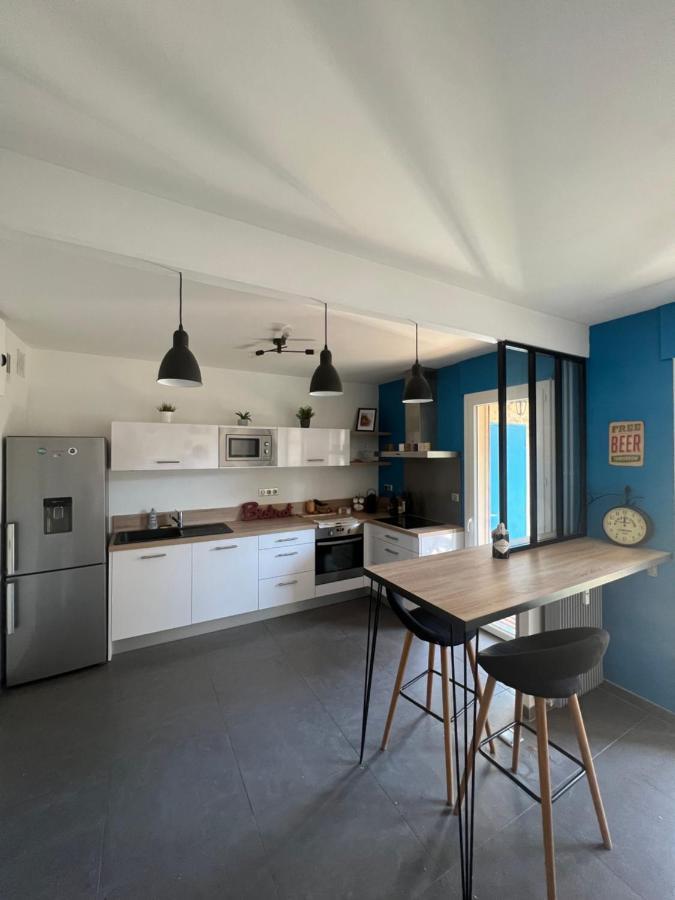 Superbe Appartement Centre Ville Nîmes Exteriör bild